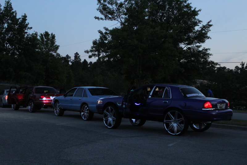 Illustration for article titled I Went to a Local Car Meet Tonight